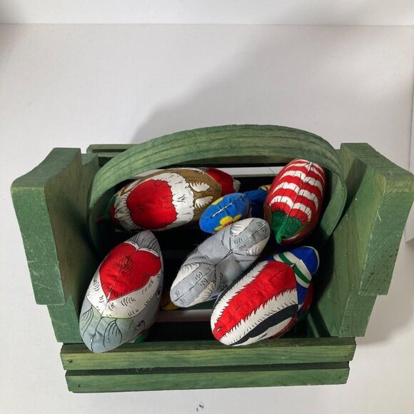 Wooden Christmas Tree Basket Sawmill Critters Selmer TN Handmade Critters 9 x 10 - Picture 5 of 11